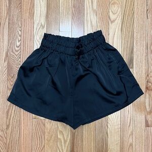 Paperbag Waist Dual Pocket Shorts‎